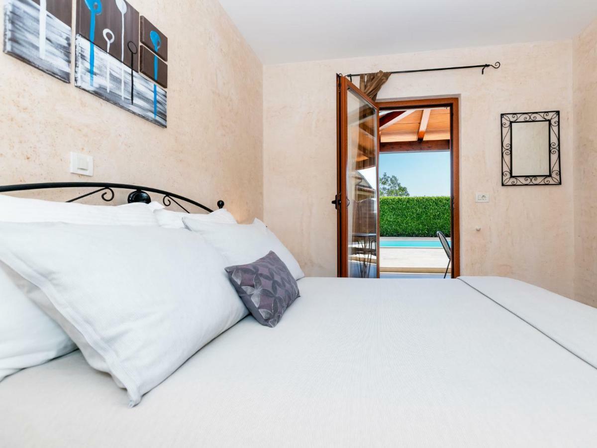 Holiday Home Poli Murvu By Interhome Sveti Petar u Sumi Buitenkant foto